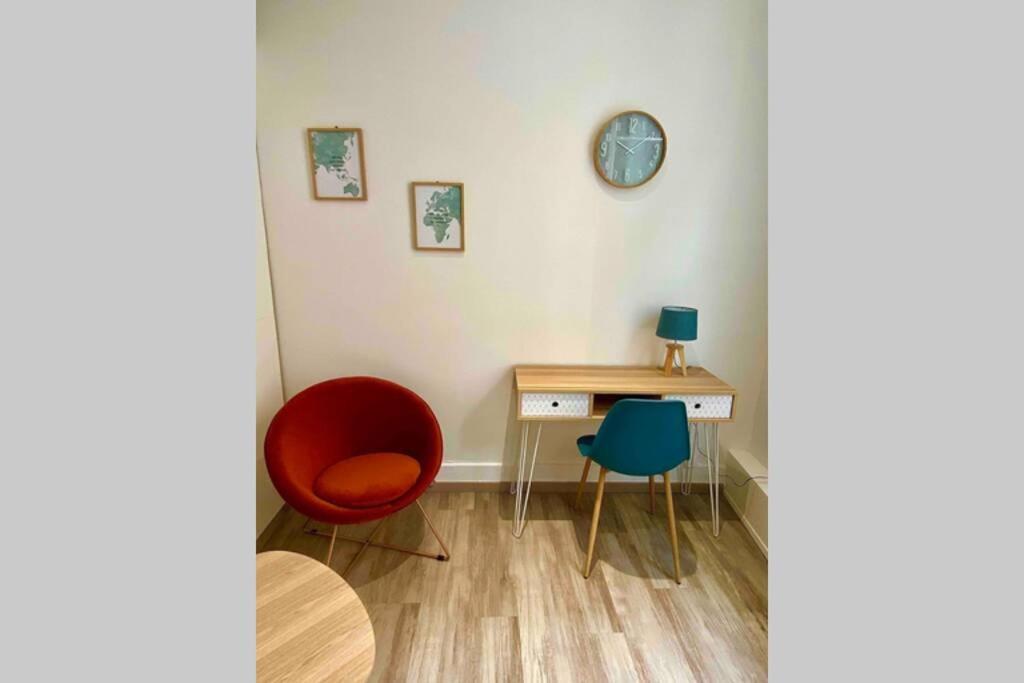 Appartement De Charme Plein Coeur De Moulins Moulins  Exterior foto